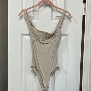 Princess Polly nude bodysuit wired